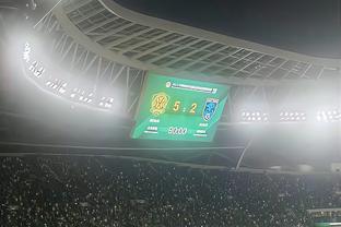Mặt cũng không cần! Côte d'Ivoire 0-4 thua Guinea Xích đạo, Drogba thất vọng trên khán đài